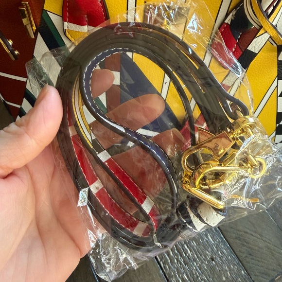 Colorful Geometric Women's Handbag, New - Picture 8 of 16